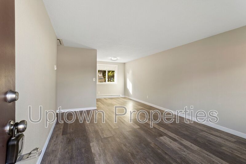 Ground Floor Single Story 2BR/1BTH in  Meadow Brook Village + W/D Included + All pets welcome! property image