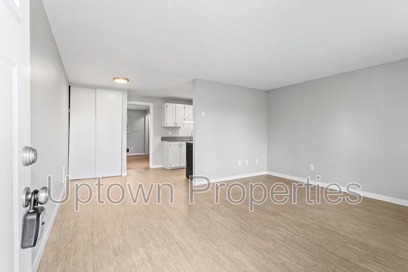 Charming 1-Bedroom Apartment in North St. Johns! property image