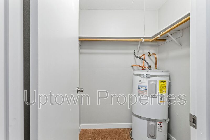 Charming 1-Bedroom Apartment in North St. Johns! property image