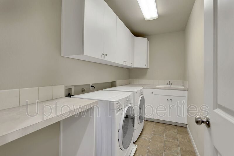 Fabulous 4BD/2.5BTH/2-Car Garage Renaissance Home in Rock Creek / Bethany area property image