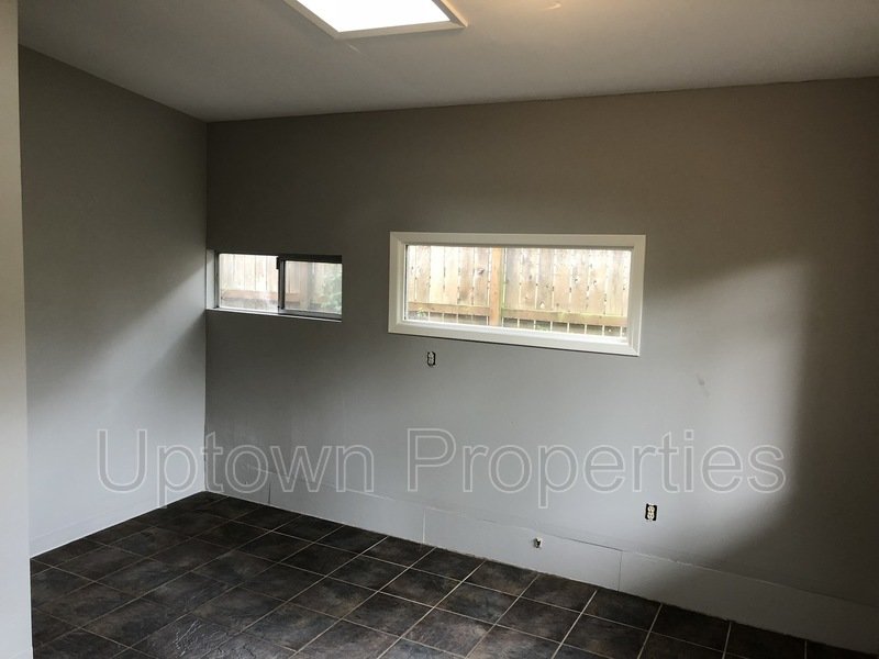 Charming Eastmoreland Home with Bonus Room & Outdoor Space property image