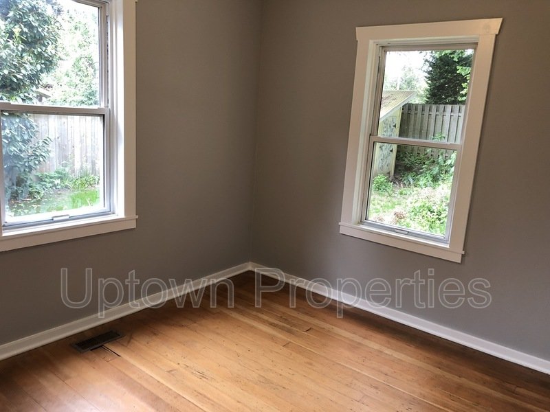 Charming Eastmoreland Home with Bonus Room & Outdoor Space property image