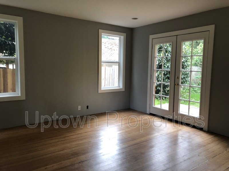 Charming Eastmoreland Home with Bonus Room & Outdoor Space property image