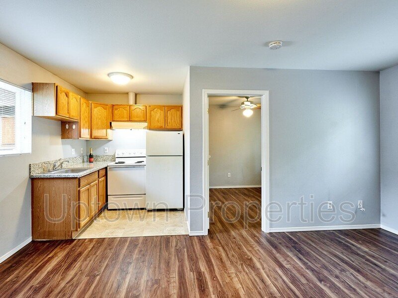 Charming Woodlawn Single Level Plex! Ground Floor Entry - Parking Included property image