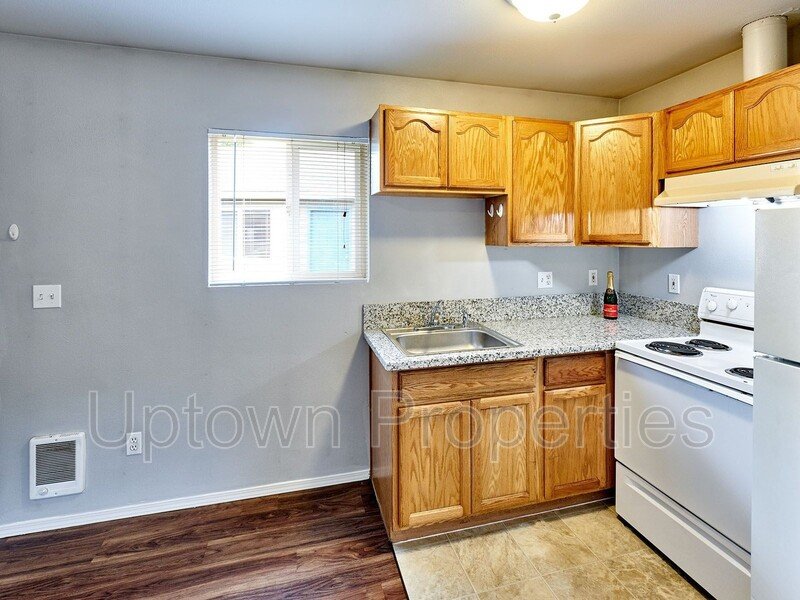 Charming Woodlawn Single Level Plex! Ground Floor Entry - Parking Included property image