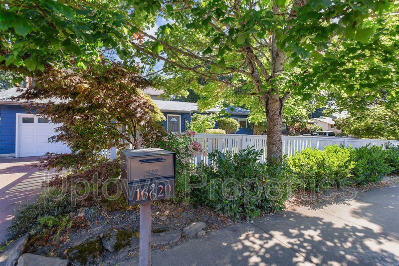Cozy Single-Level Home in Prime Beaverton Location! property image