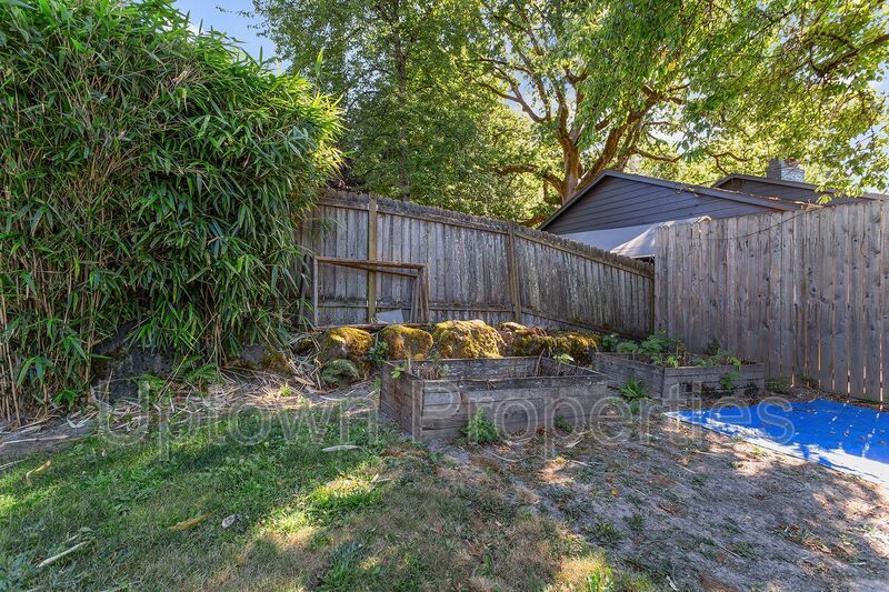 Cozy Single-Level Home in Prime Beaverton Location! property image