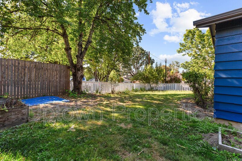 Cozy Single-Level Home in Prime Beaverton Location! property image