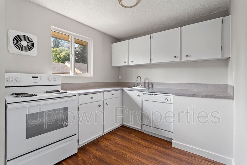 **February Move-In Special** Rare 1BR Value! Near Top Schools, Shopping & Transit. property image