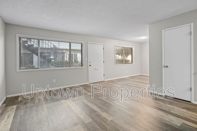Cozy 2BD/1BTH Ground-level Apartment with On-site Laundry & Parking property image