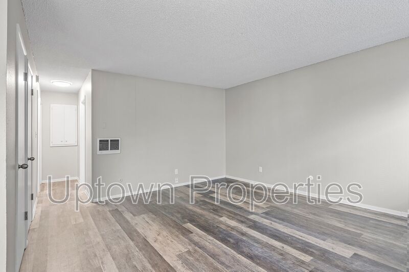 Cozy 2BD/1BTH Ground-level Apartment with On-site Laundry & Parking property image