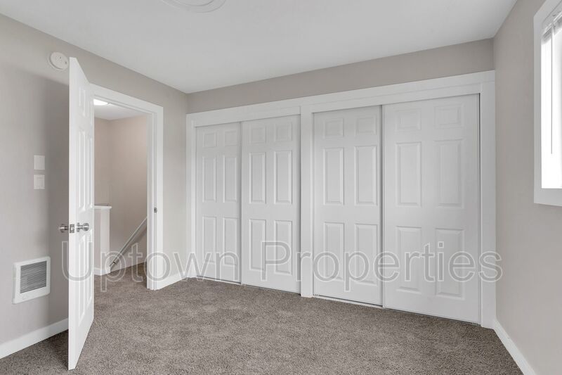 2BR/1.5BTH in Executive Arms Apartments property image