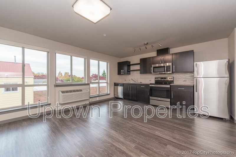 1BR Loft in New Complex Near Water at Willamette Park property image