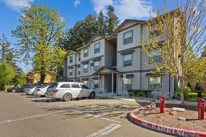 Mid-March Move-In for this Modern 1BD/1BTH 2nd floor apartment property image