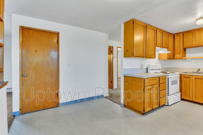 Available 3BR/1BTH in Meadowbrook Village! + Included Washer/Dryer property image