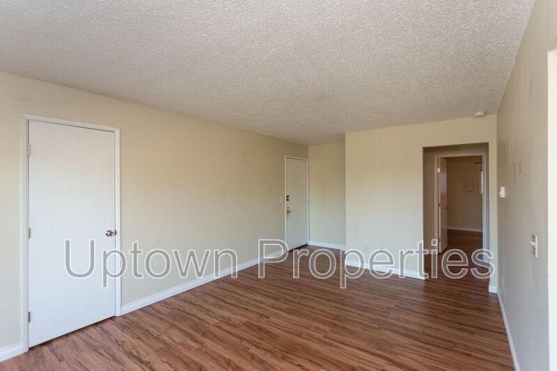 FREE First Month's Rent: 2BD/1BTH Ground-level Apartment in SW Portland property image