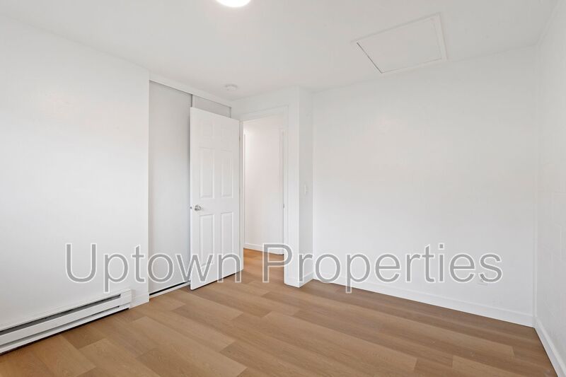 **February Move-In Special** Single Level 3BR -Upgraded Wood Floors/Stainless Appliances property image