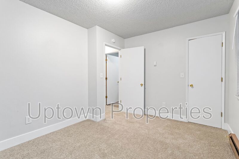 FREE First Month's Rent: 2BD/1.5BTH Townhome + Private Fenced Patio + W/D in unit + Parking Included property image