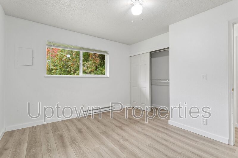 Charming Upstairs Unit in SW Portland with Easy City Access property image