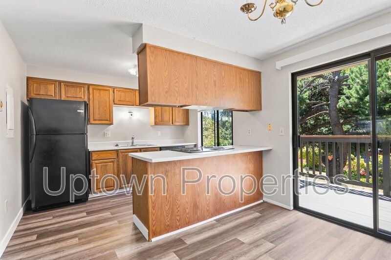 2BR/1.5Bath Apartment in Beaverton + Washer/Dryer Hookups **100% OFF March's Rent! property image