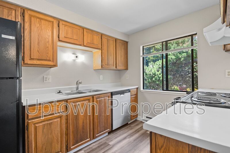 2BR/1.5Bath Apartment in Beaverton + Washer/Dryer Hookups **100% OFF March's Rent! property image
