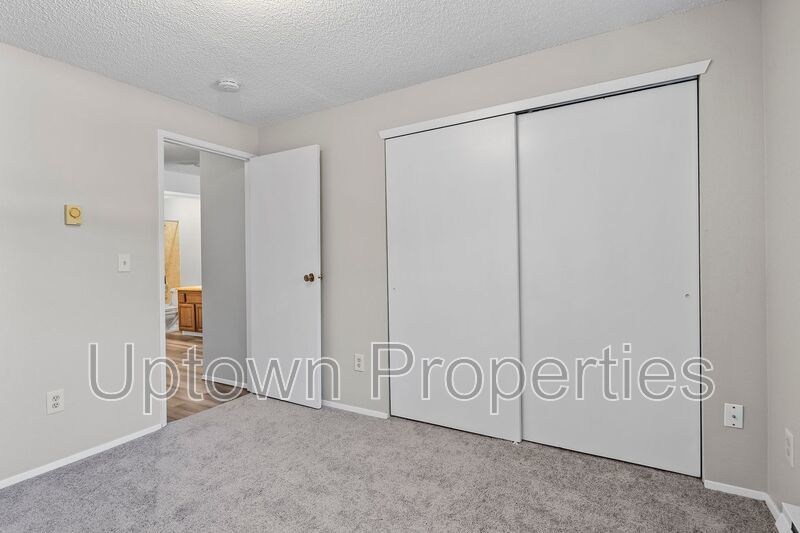 2BR/1.5Bath Apartment in Beaverton + Washer/Dryer Hookups **100% OFF March's Rent! property image