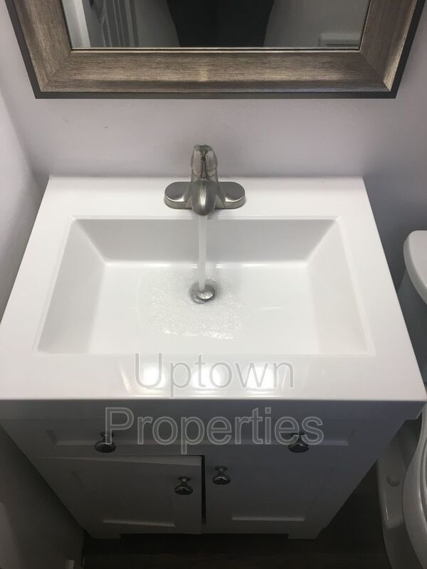 Spacious 3BD/2BTH with Garage and Fenced Yard property image