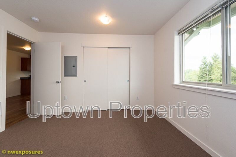 Spacious New Construction 975 SQFT 2BR/2BA W/D Included property image