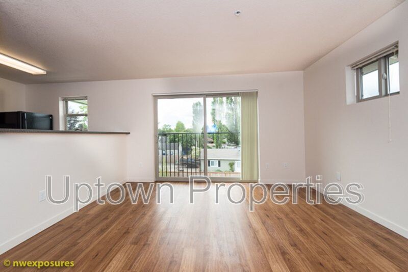 Spacious New Construction 975 SQFT 2BR/2BA W/D Included property image