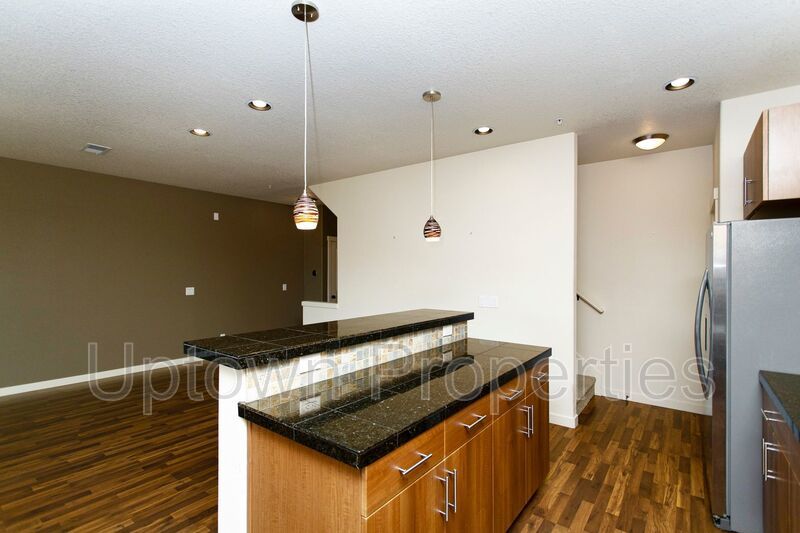 2BD 2.5BA + Office +  Tri Level Townhouse w/Garage + AC + Balcony + Washer/Dryer Included property image