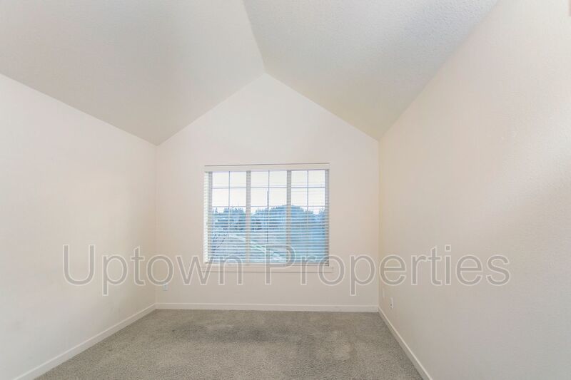 2BD 2.5BA + Office +  Tri Level Townhouse w/Garage + AC + Balcony + Washer/Dryer Included property image