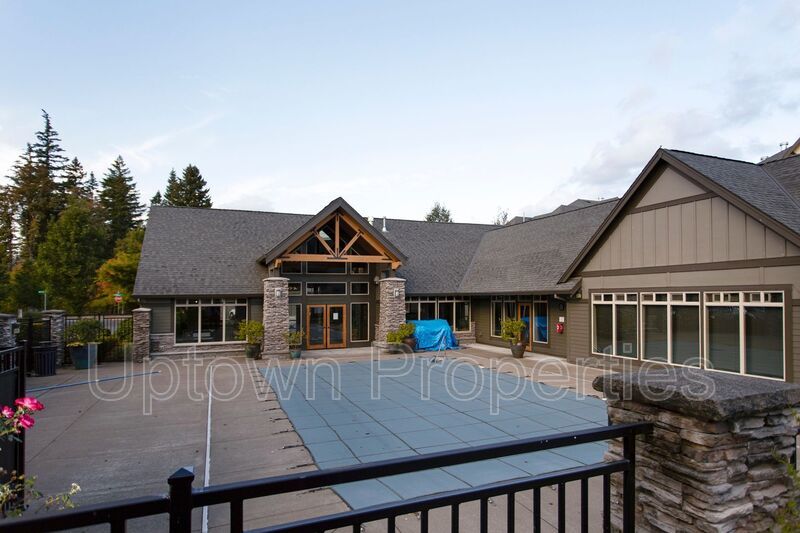 2BD 2.5BA + Office +  Tri Level Townhouse w/Garage + AC + Balcony + Washer/Dryer Included property image