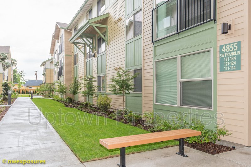 Spacious NEW Construction 925 sq ft 2 bed 1 bath W/D included property image