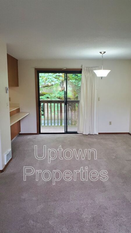 Hillsdale/OHSU 2-bed 1.5-bath Townhome style duplex + W/D + Parking included! property image