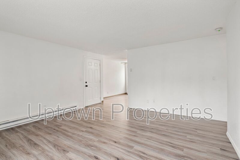 Reduced Deposit + $1000 FREE RENT+ Top Floor 2BR/1BATH w/Large balcony! property image