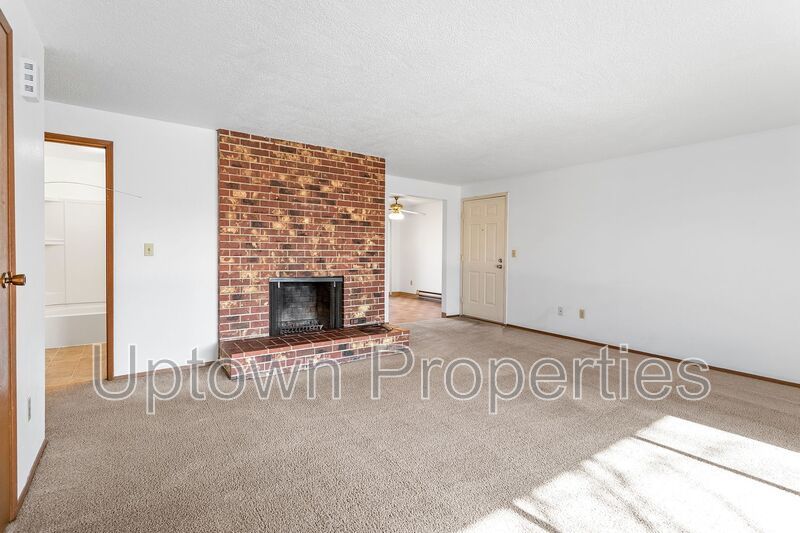 Charming Vintage 2BR/1.5Bath + W/D Hookups + $500 off rent property image