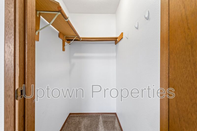 Charming Vintage 2BR/1.5Bath + W/D Hookups + $500 off rent property image