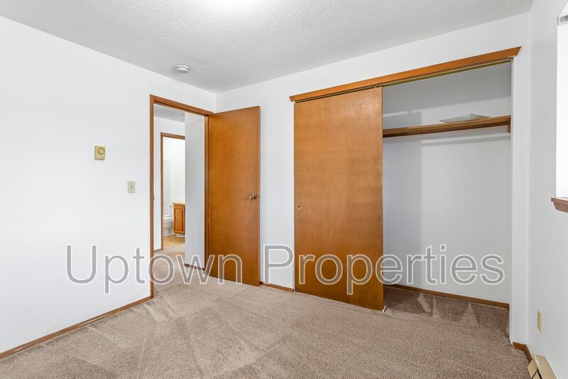 Charming Vintage 2BR/1.5Bath + W/D Hookups + $500 off rent property image