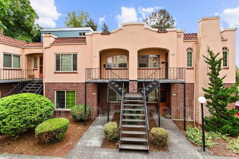1BR/1BA Apartment Unit in SE Portland! property image