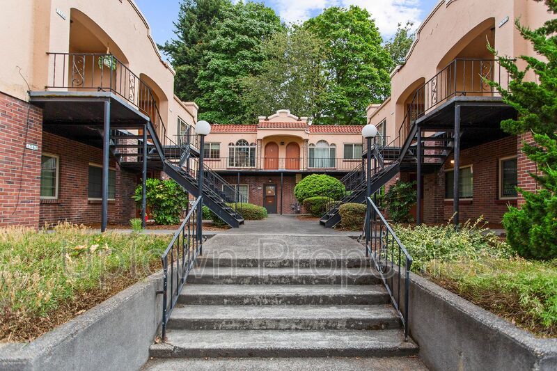 1BR/1BA Apartment Unit in SE Portland! property image