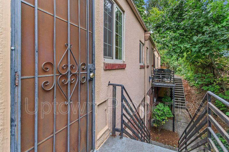 1BR/1BA Apartment Unit in SE Portland! property image