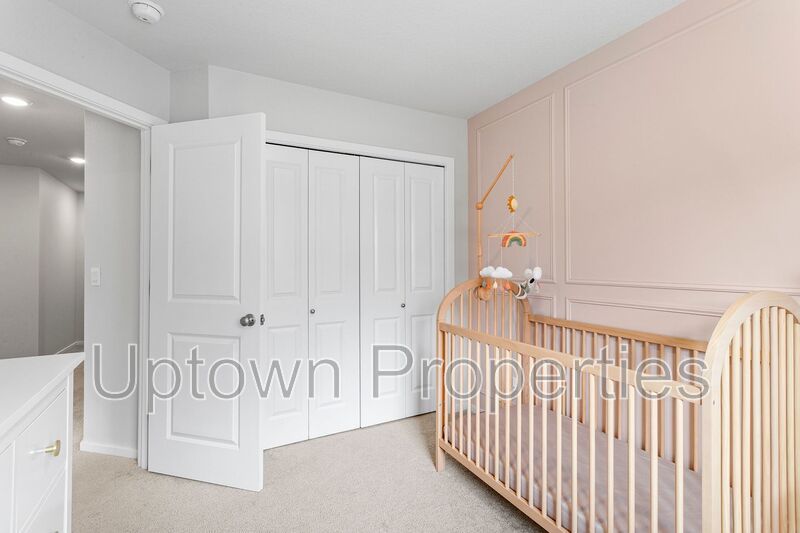 3BD 2.5BA + Townhouse w/2-Car Garage + AC property image