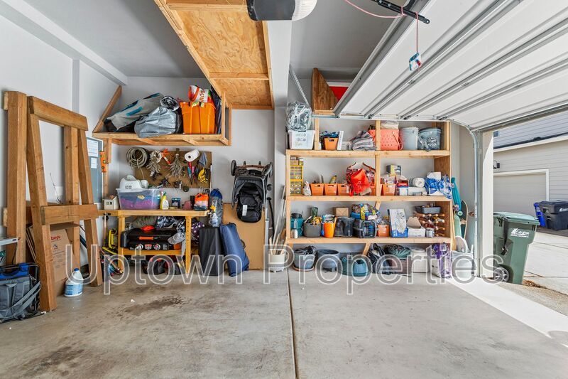 3BD 2.5BA + Townhouse w/2-Car Garage + AC property image
