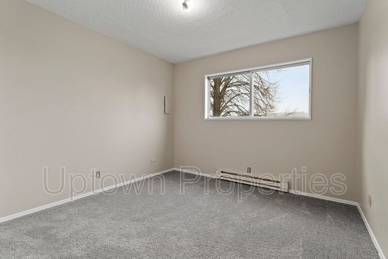 Charming 2BD/1BTH apartment unit near Powell Park! property image