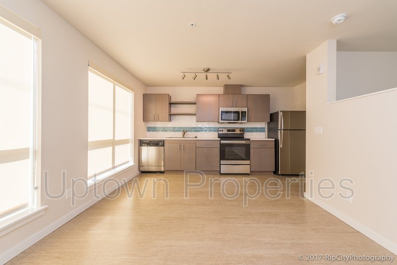1BR Loft in Modern Complex Near Water at Willamette Park property image