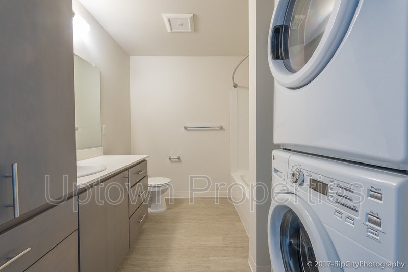 1BR Loft in Modern Complex Near Water at Willamette Park property image
