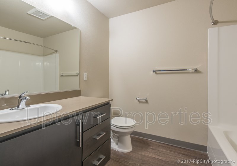 1BR Loft in Modern Complex Near Water at Willamette Park property image