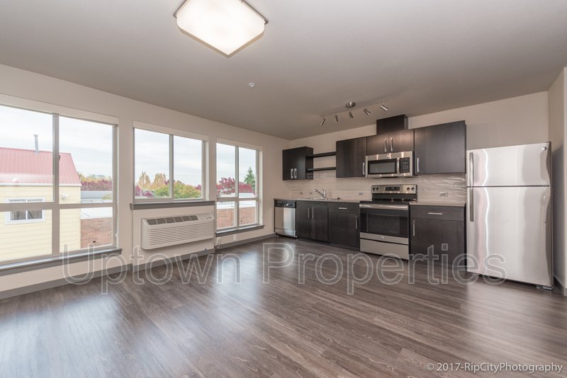 1BR Loft in Modern Complex Near Water at Willamette Park property image