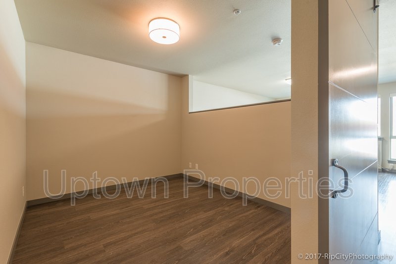 1BR Loft in Modern Complex Near Water at Willamette Park property image