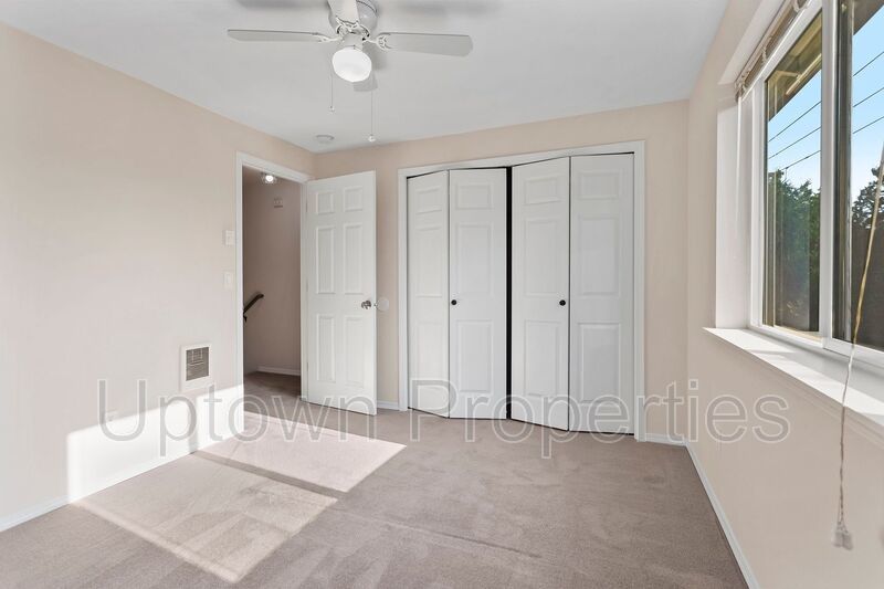 3-Story Triplex Unit in Beaverton property image